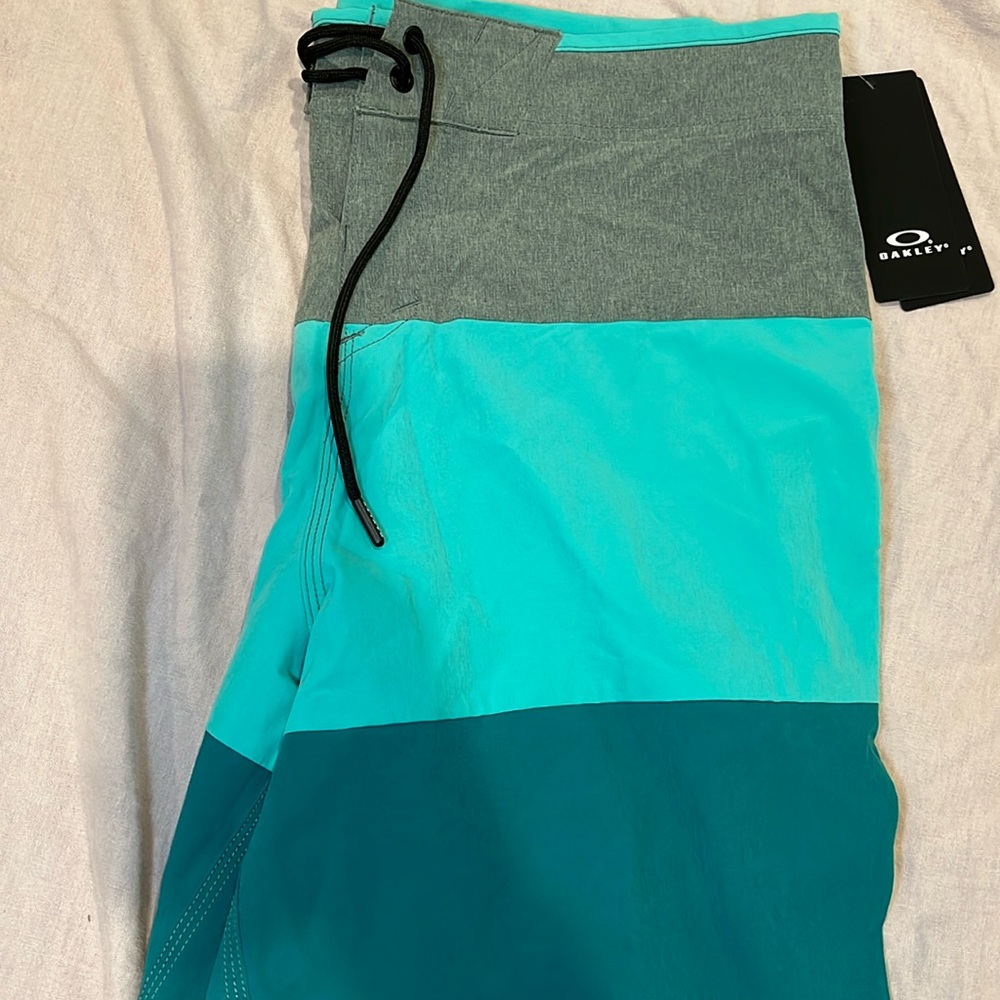 Men’s swim trunks